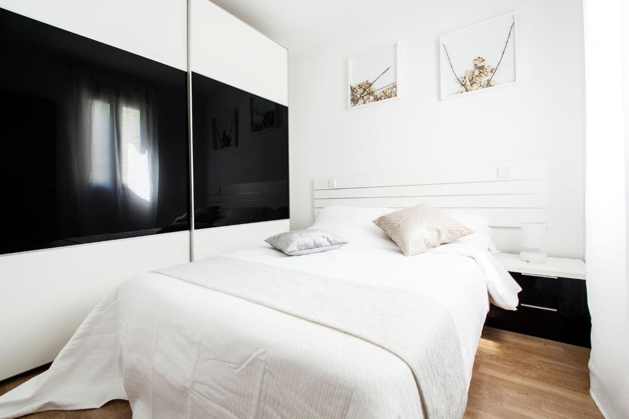Apartamentos Day Madrid Ildefonso Centro Gran Via Sol Malasana Екстериор снимка